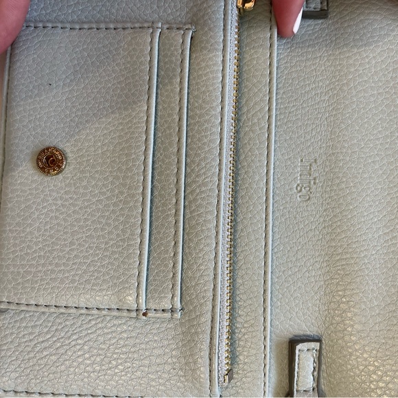 4 Wallets! - Picture 4 of 15